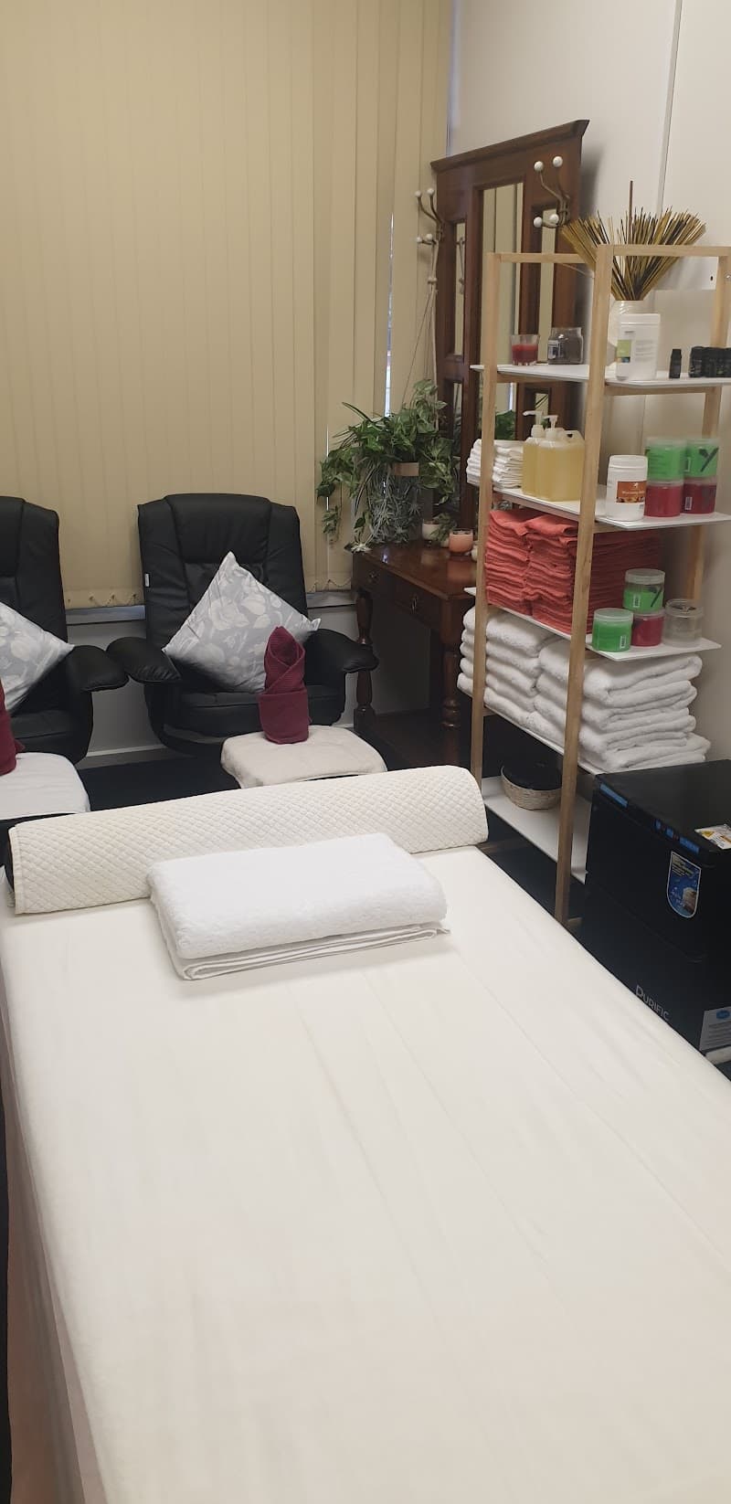 Wayan's Remedial Chinese Massage Roxby Downs photo