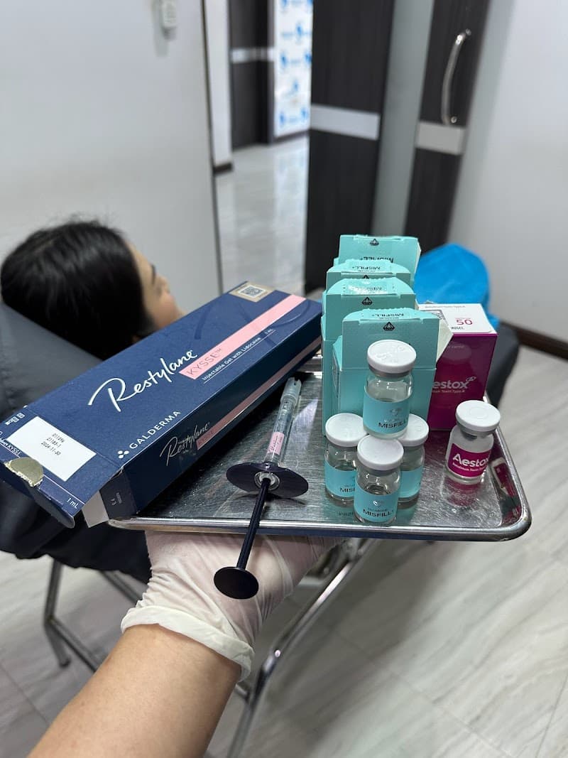 Weeraphan Clinic Kalasin photo