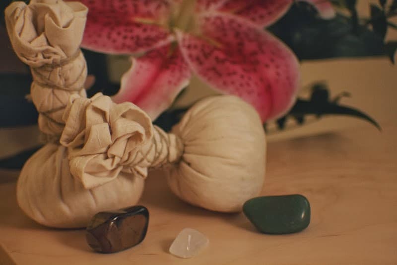 Weiss und Honigmassage Wellnessbehandlung Amberg photo