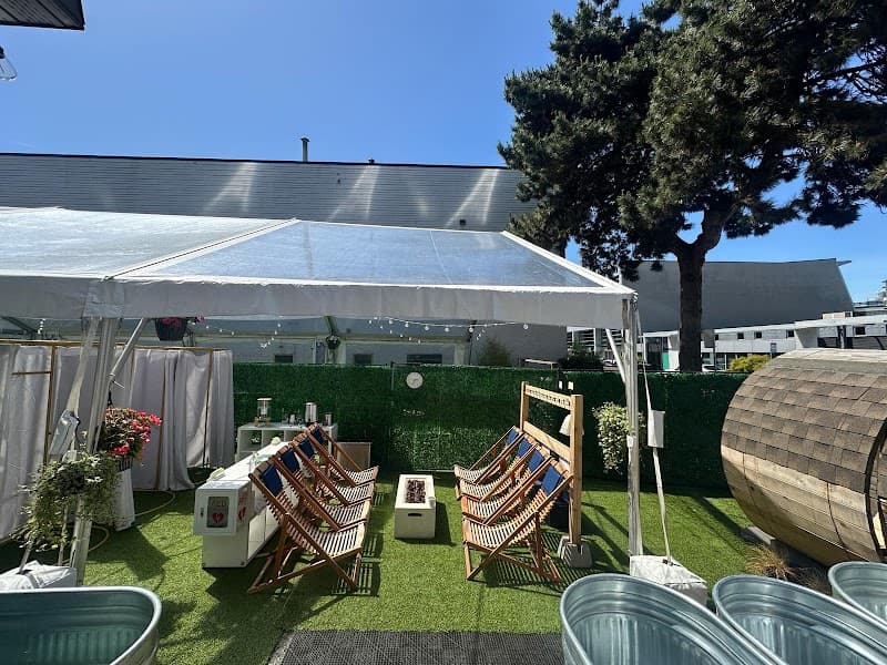 Well groomed Spa Vancouver photo