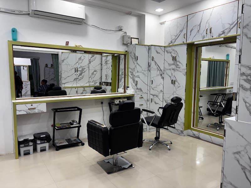 Wellness Lotus Flower Spa Himatnagar photo