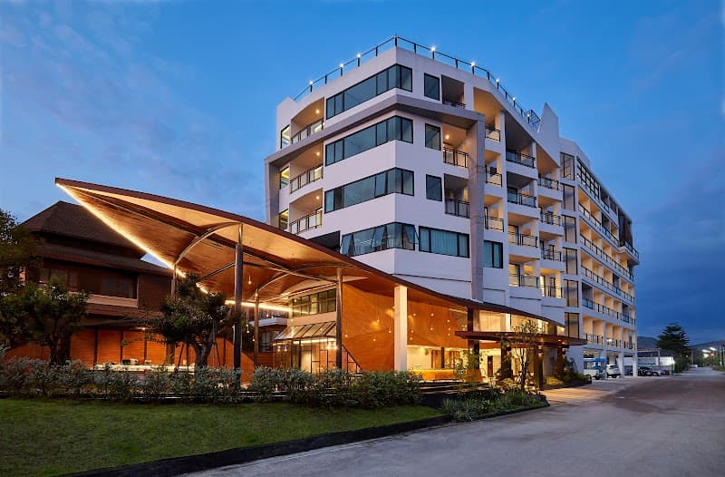 Whale Hua Hin Hotel photo