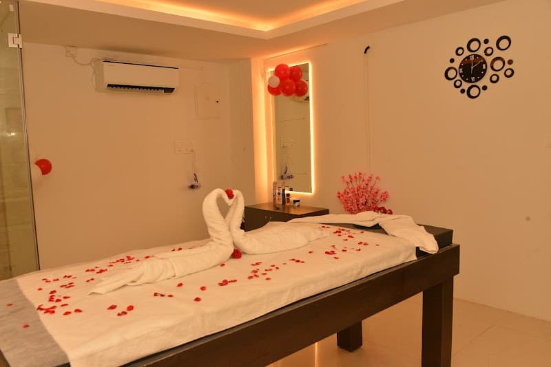 White Crystal Spa Mysuru photo