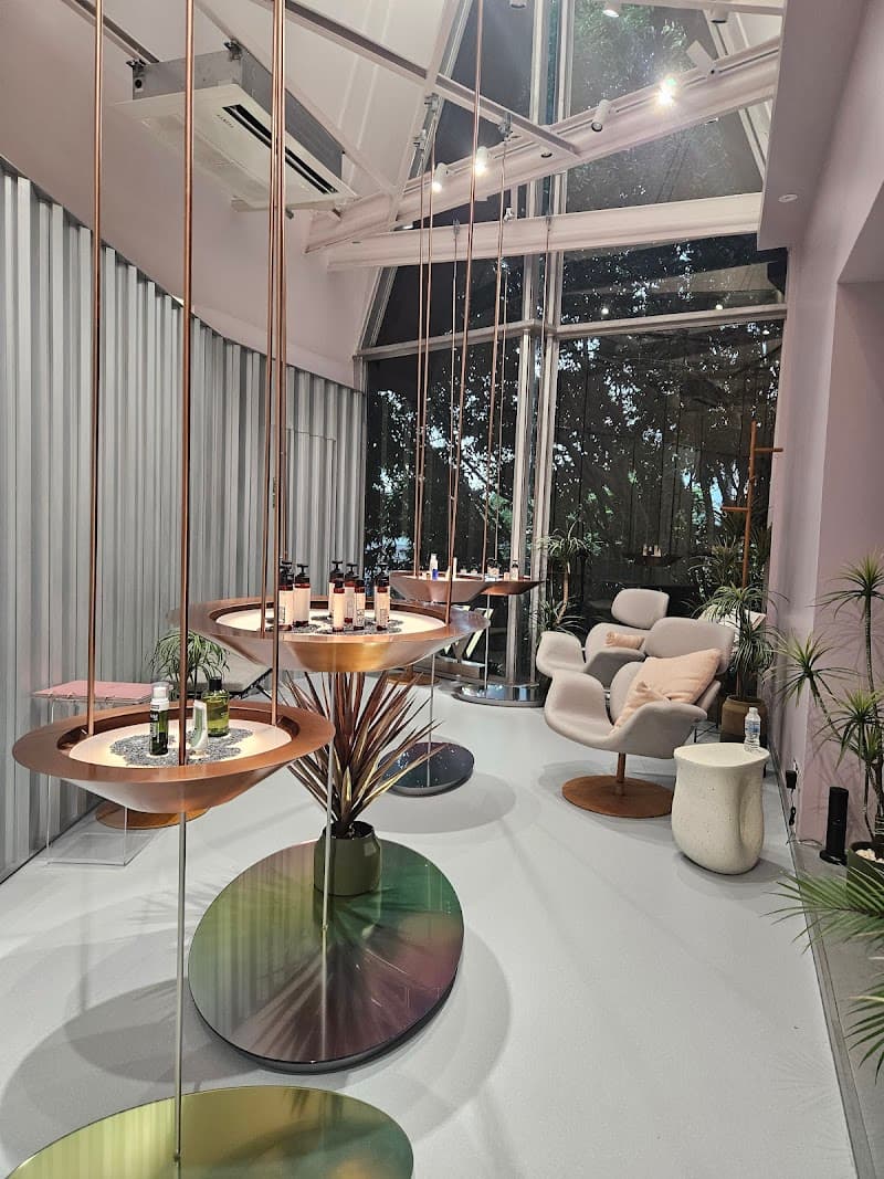 Wild Clinic and Natural Treat Bangkok photo