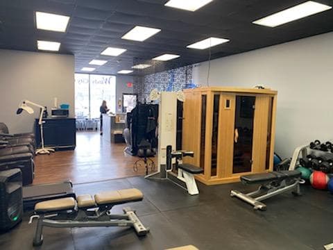 Windy City Cryo Center for Health Wellness and Fitness-Cool Sculpting Crystal Lake photo