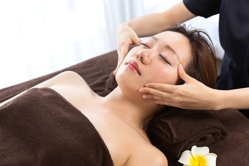 With Lilina - With Lilina. Shin-Yokohama Esthetic Salon Kohoku Ward, Yokohama City photo