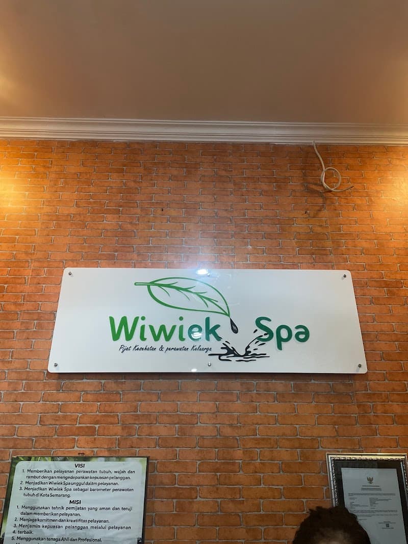 WiWiek Spa Semarang Kota photo
