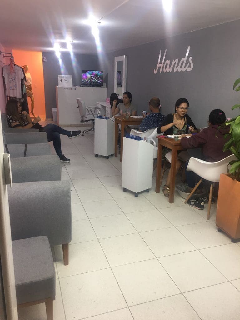 Woman Nails Spa Floridablanca photo