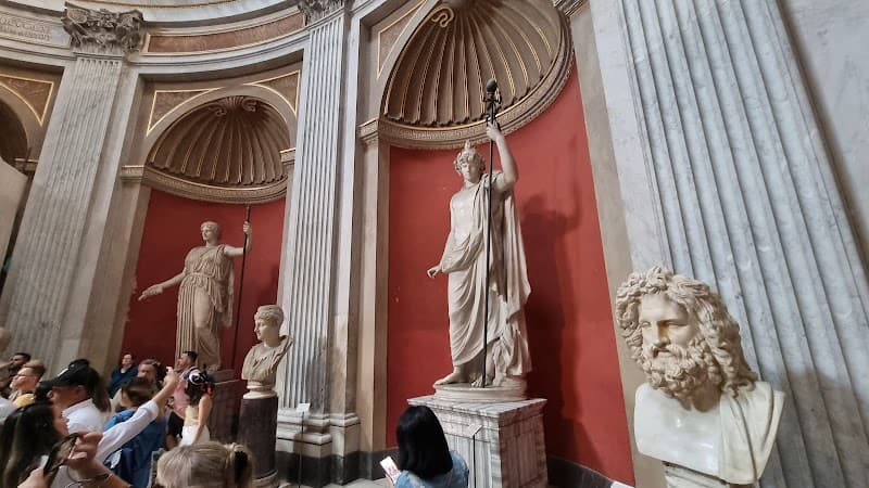 Wonderfool Roma photo