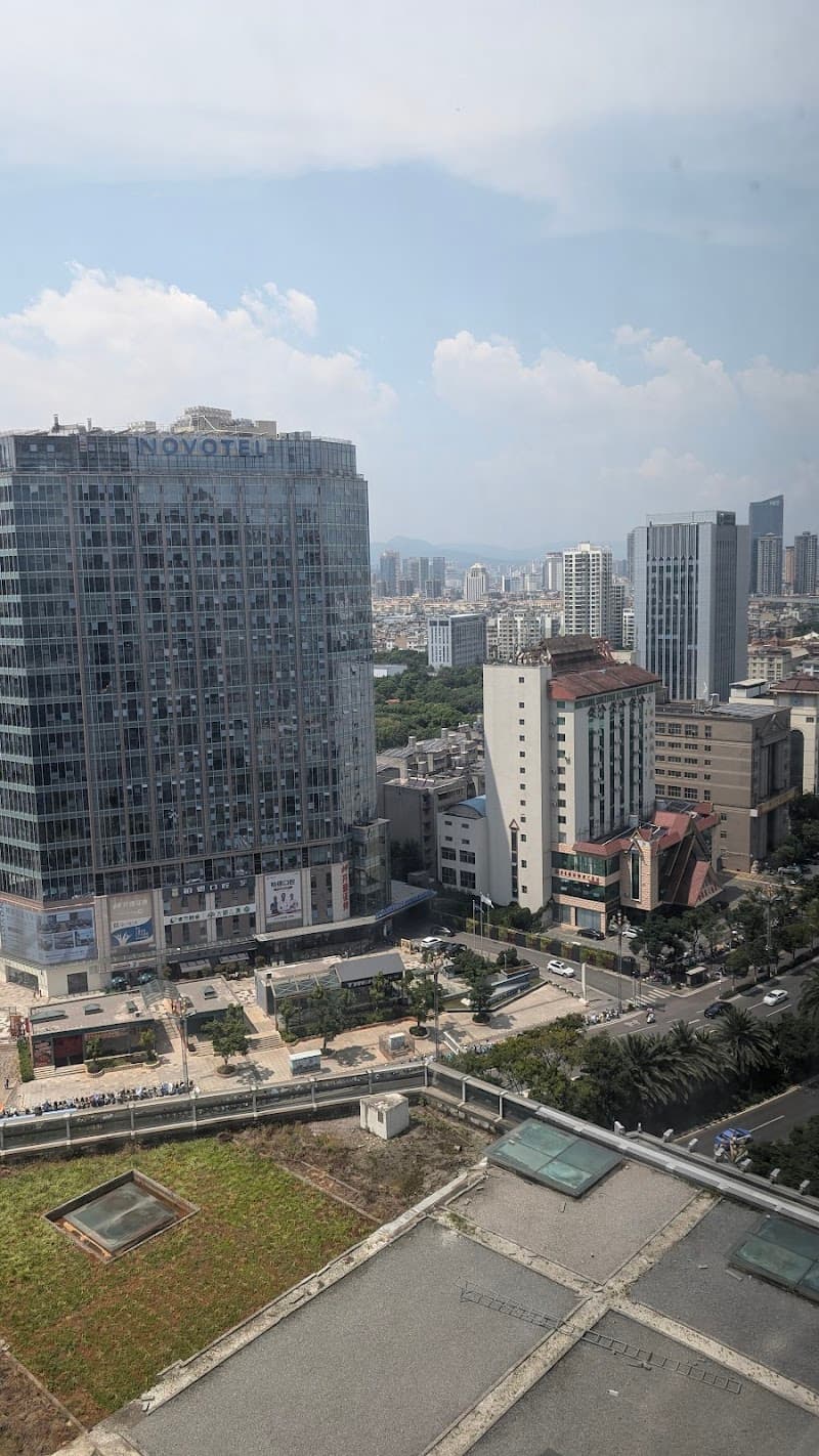 Wyndham Grand Plaza Royale Colorful Yunnan Kunming photo