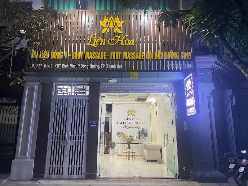 Xoa bóp bấm huyệt tại nhà Đông Hương Thanh Hóa photo