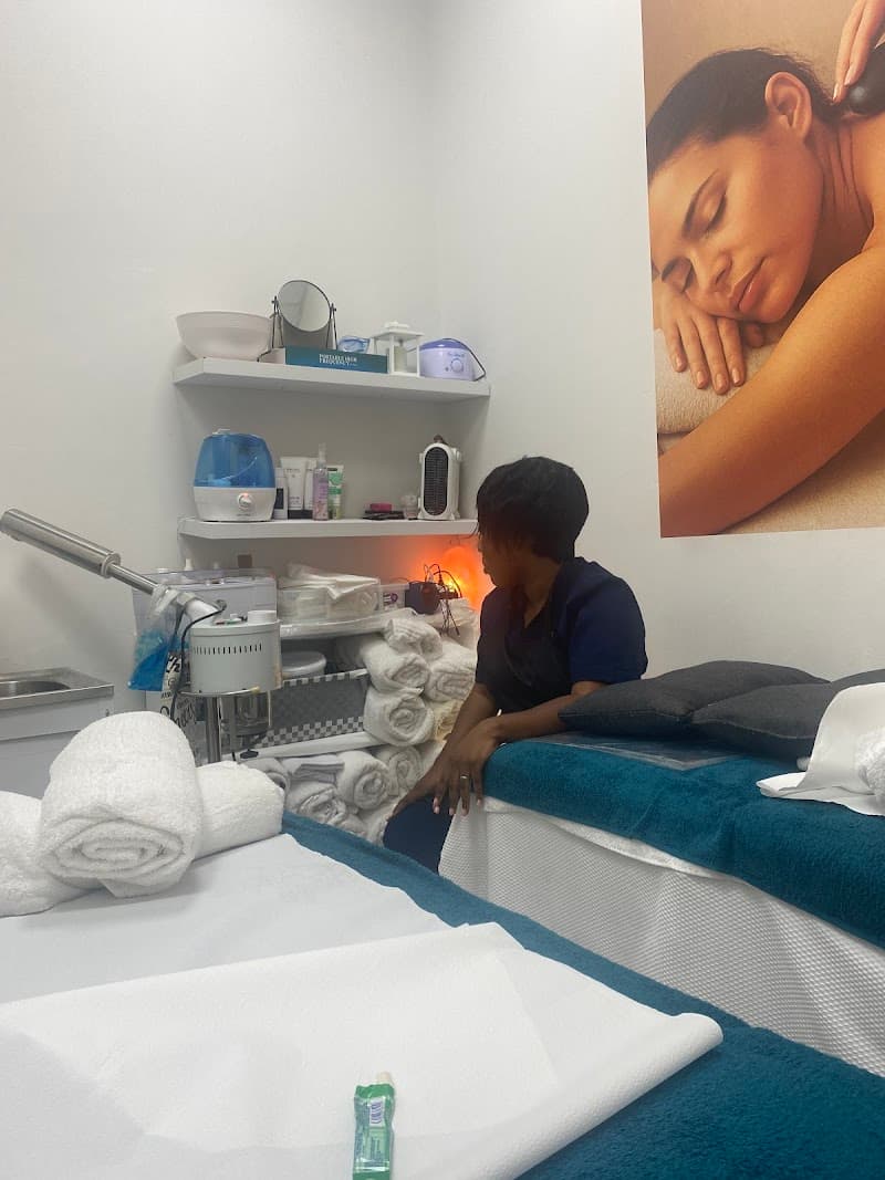 Xtreme Beaute Clinic | Cape Town Blouberg photo