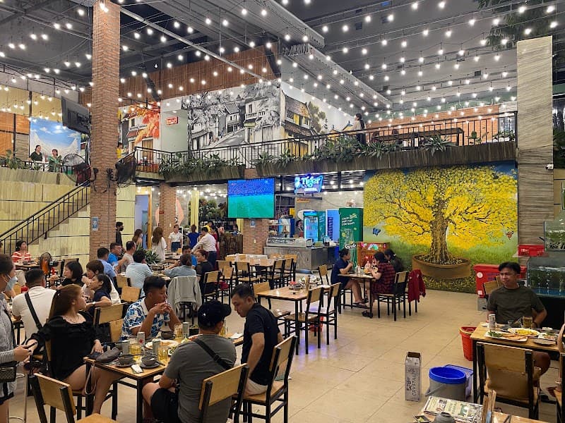 Xưa - Nay Quận Hoàn Kiếm photo