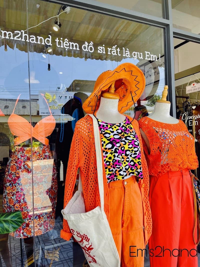 Xưởng May Chuyên Sỉ Quần Kaki Túi Hộp Bảo Lộc photo