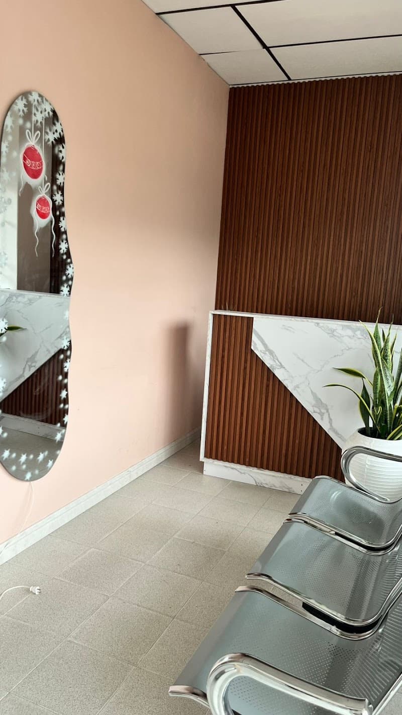 Yaidith Oviedo estética Montería photo