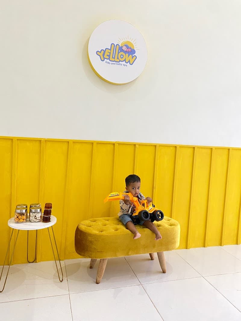 Yellow baby spa pandaan Pasuruan photo