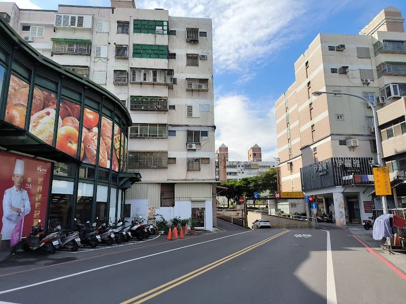 Yiliya Relaxing SPA Center Luodong Township photo