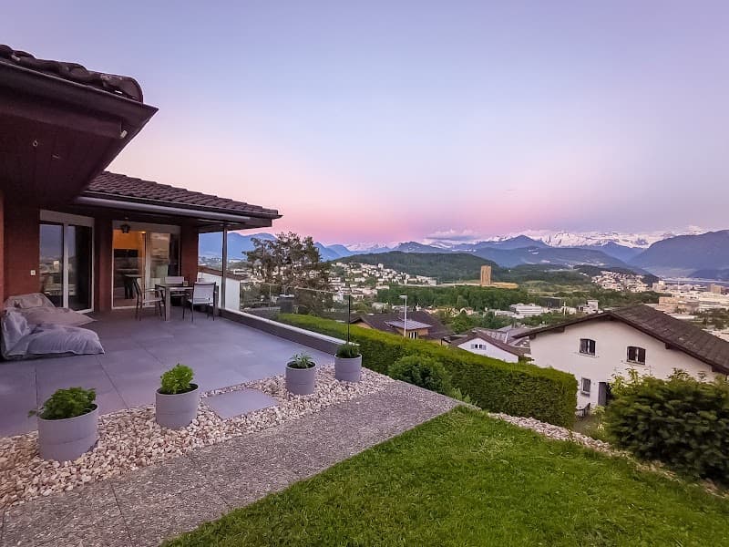 Young Backpackers Homestay Lucerne photo