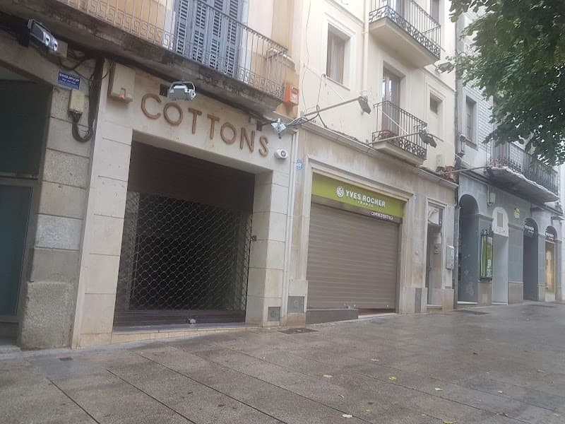 Yves Rocher Mataró photo