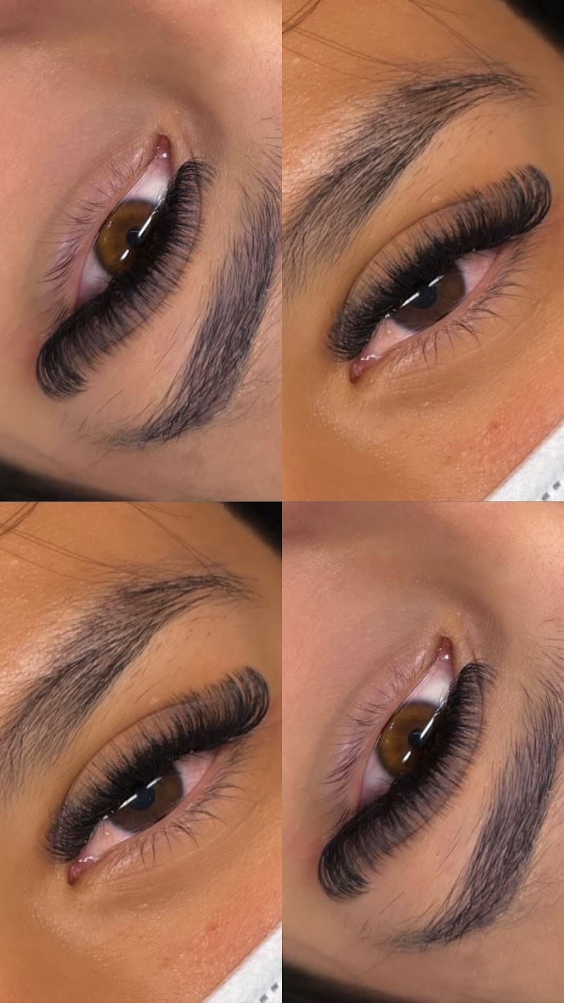 Zay Lashes Benito Juárez photo