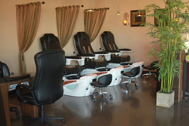 Zivaña Salon Suites Barstow photo