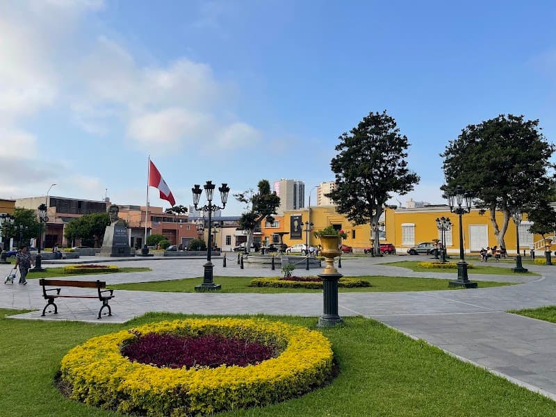 ZOAR Pueblo Libre photo